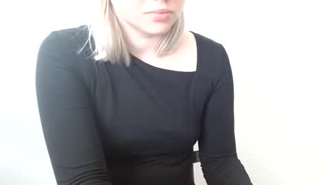 Leyla online show from 15, 3, 2026