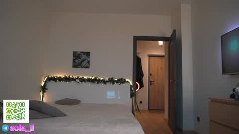 Leyla ly Ill be here Tuesday Thursday Friday Saturday Sunday online show from 16, 12, 2024