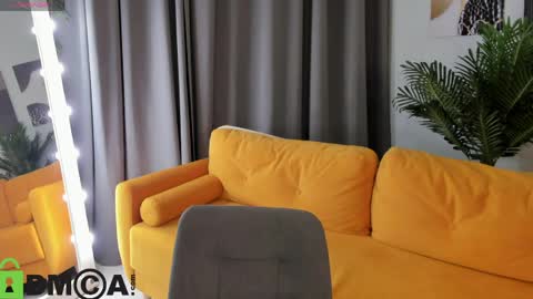 leylamirage online show from 11, 4, 2026