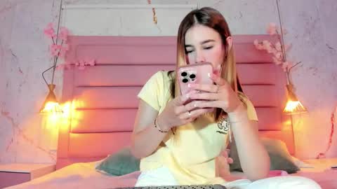 LEZY online show from 30, 9, 2025