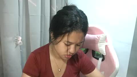 lhara_morena online show from 2, 12, 2025