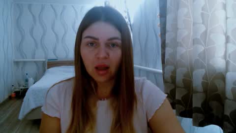 Snapshot of li_lit chatting on 19, 2, 2026 li_lit online show from 19, 2, 2026