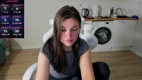 lia_2002_ online show from 25, 4, 2026