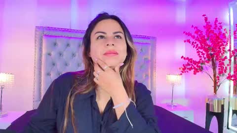 Snapshot of lia_adamsss chatting on 18, 10, 2025 Lia online show from 18, 10, 2025