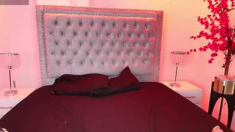 Snapshot of lia_adamsss chatting on 22, 10, 2025 Lia online show from 22, 10, 2025