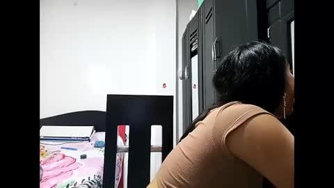 Snapshot of lia_hottie chatting on 17, 12, 2025 Lia online show from 17, 12, 2025