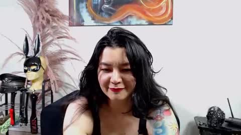 . online show from 19, 11, 2025