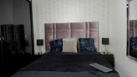 Lia online show from 18, 12, 2025