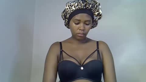 Snapshot of lia_jupiter1 chatting on 22, 9, 2025 lia online show from 22, 9, 2025