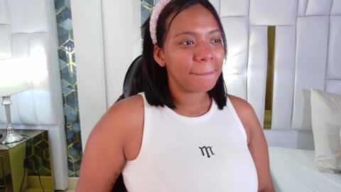 lia_mariana online show from 22, 10, 2025