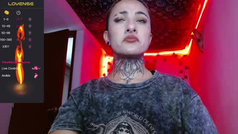 lia spicy   ig online show from 6, 4, 2026