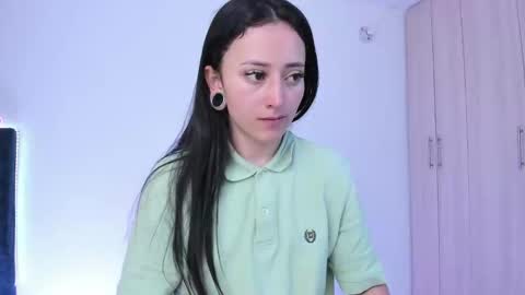 Little Queen Lia  online show from 12, 1, 2025