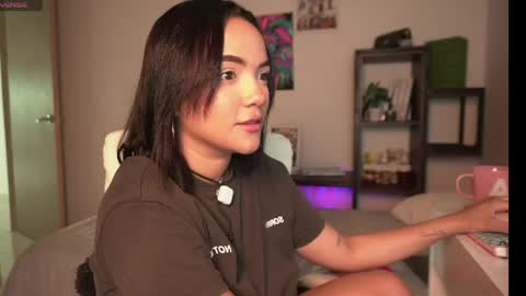 Lia  online show from 21, 4, 2026