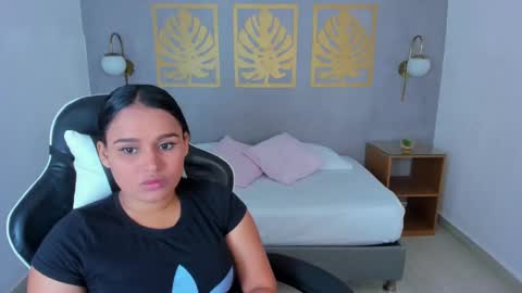 Snapshot of lia_sexx19 chatting on 25, 2, 2025 Lia online show from 25, 2, 2025