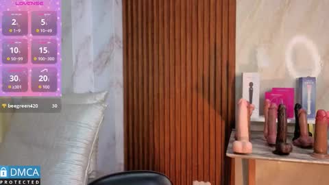 Snapshot of lia_summer1 chatting on 22, 9, 2025 lia summer1 online show from 22, 9, 2025