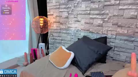 Snapshot of lia_summer1 chatting on 19, 11, 2025 lia summer1 online show from 19, 11, 2025