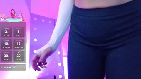 Lia online show from 9, 9, 2025