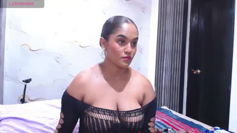 liaa_cams online show from 17, 7, 2026