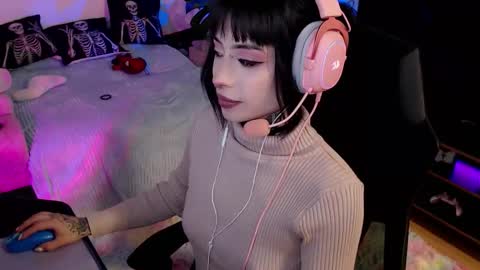 Snapshot of liaa_rodriguezz chatting on 11, 10, 2025 Liaa  online show from 11, 10, 2025