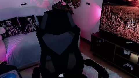 Snapshot of liaa_rodriguezz chatting on 12, 10, 2025 Liaa  online show from 12, 10, 2025