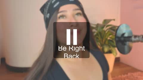 Lia Cox online show from 9, 2, 2025