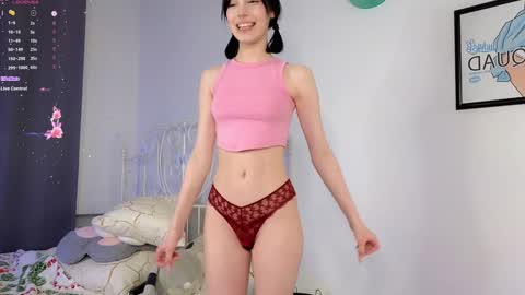 Lia  online show from 4, 2, 2025