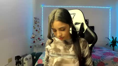 Snapshot of liakent24 chatting on 14, 12, 2024 Lia Kent online show from 14, 12, 2024