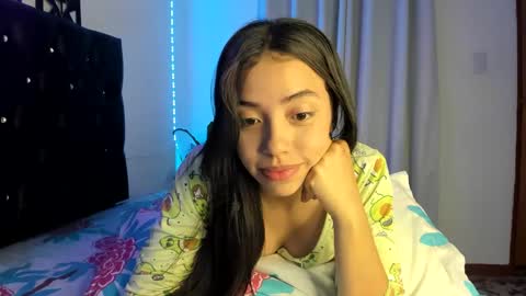 Snapshot of liakent24 chatting on 15, 12, 2024 Lia Kent online show from 15, 12, 2024