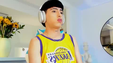 Liam online show from 25, 10, 2025