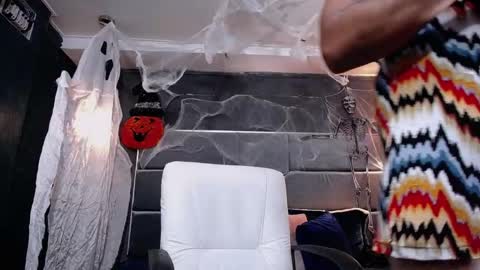 Snapshot of liam_howard chatting on 3, 11, 2025 Liam online show from 3, 11, 2025