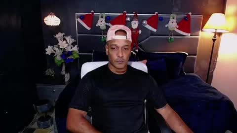 Snapshot of liam_howard chatting on 2, 12, 2025 Liam online show from 2, 12, 2025