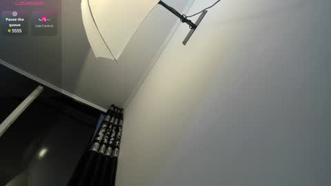 Snapshot of liam_kleiin chatting on 1, 2, 2025 LIAM KLEIN online show from 1, 2, 2025