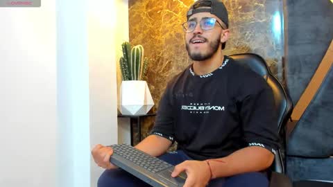 Snapshot of liam_kleiin chatting on 22, 9, 2025 LIAM KLEIN online show from 22, 9, 2025