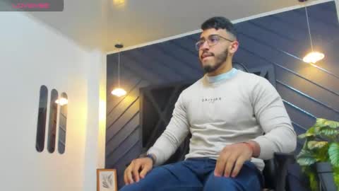 Snapshot of liam_kleiin chatting on 16, 10, 2025 LIAM KLEIN online show from 16, 10, 2025