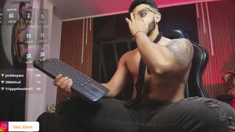 LIAM KLEIN online show from 10, 4, 2026