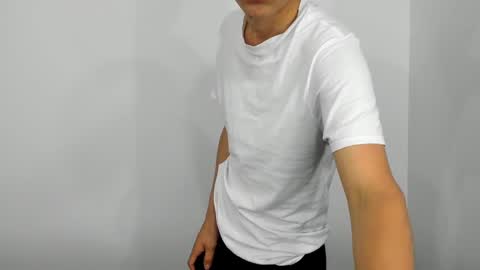 Snapshot of liam_oasiss chatting on 3, 1, 2025 liam_oasiss online show from 3, 1, 2025