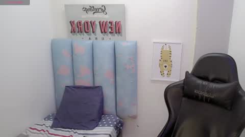 Snapshot of liam_play chatting on 15, 6, 2026 LIAM online show from 15, 6, 2026