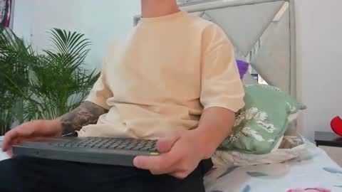 Call me Lian online show from 25, 3, 2026