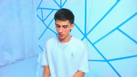 Liam scott77 online show from 2, 11, 2025