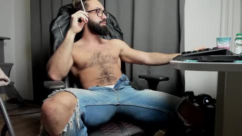 Snapshot of liamaesthetic chatting on 8, 2, 2025 Liam online show from 8, 2, 2025