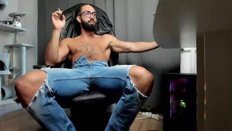 Liam online show from 25, 10, 2025