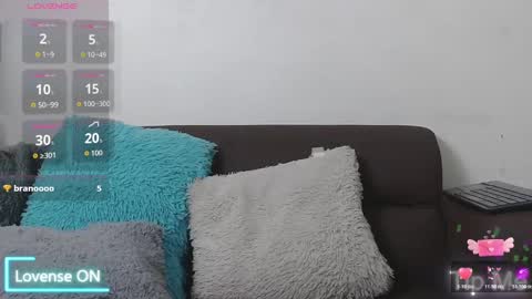 Snapshot of liambrown09 chatting on 28, 10, 2025 Liam online show from 28, 10, 2025