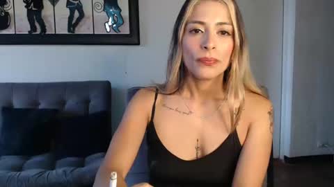 Lia Miller online show from 11, 2, 2025