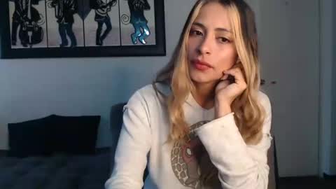 Lia Miller online show from 11, 3, 2025