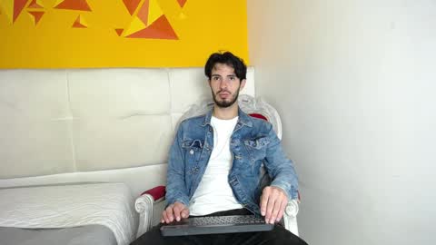 LiamLuxe online show from 5, 1, 2025