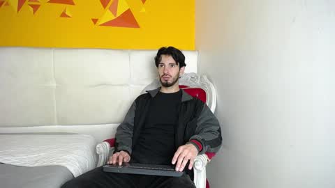LiamLuxe online show from 6, 1, 2025