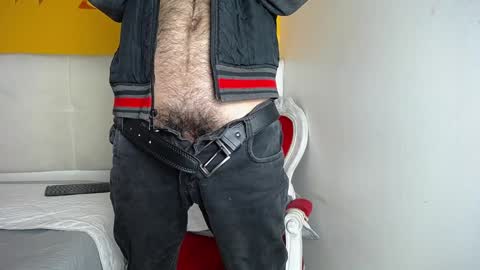 LiamLuxe online show from 6, 1, 2025