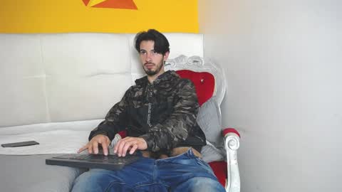 LiamLuxe online show from 27, 1, 2025