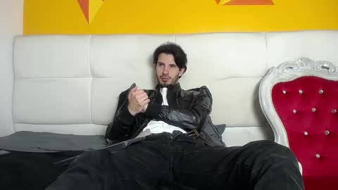 LiamLuxe online show from 27, 2, 2025