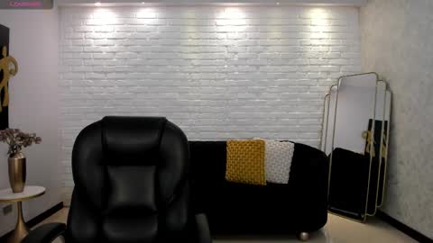 Liam online show from 12, 11, 2025